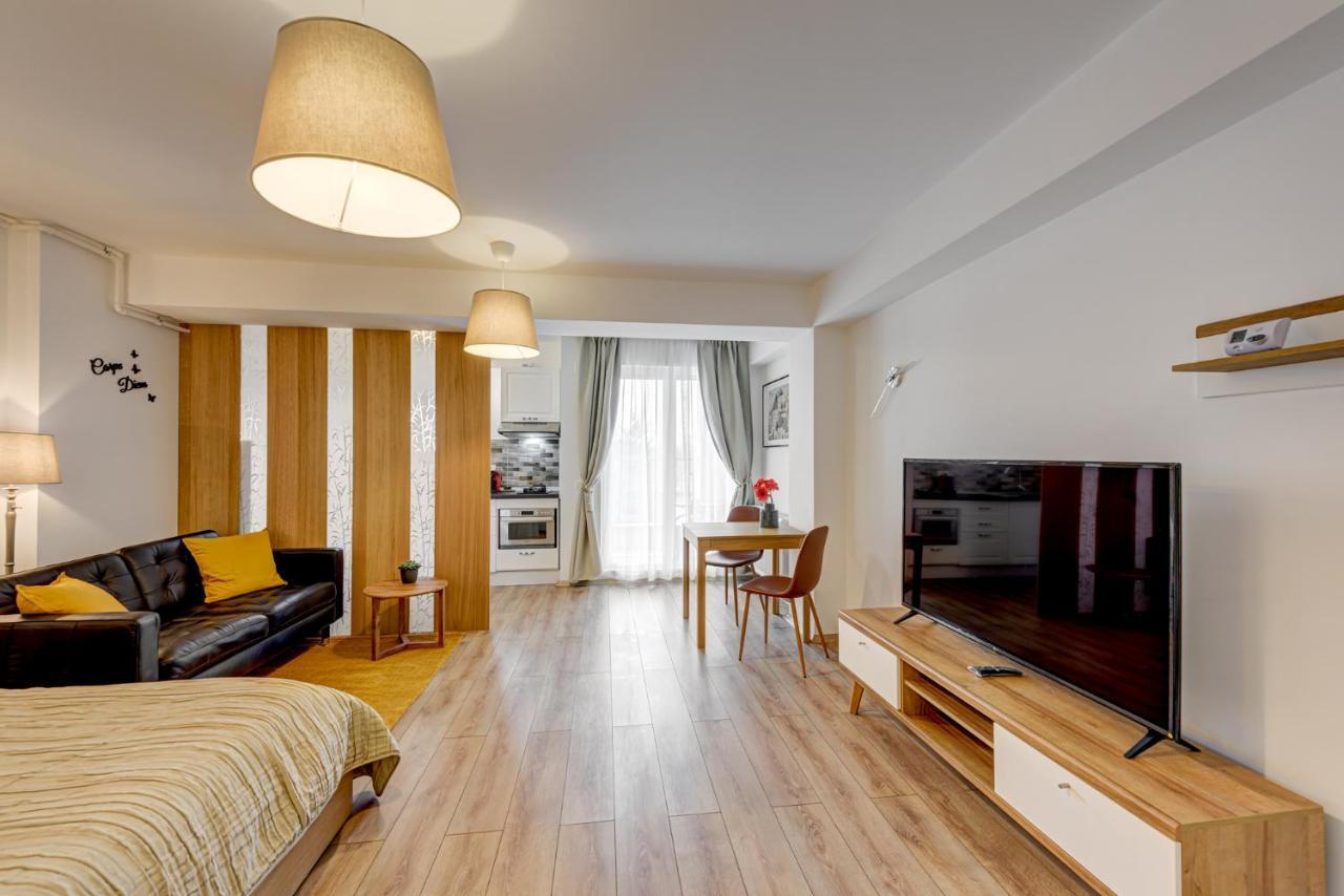 Bucharest Airport Suites & Villas Отопени Екстериор снимка