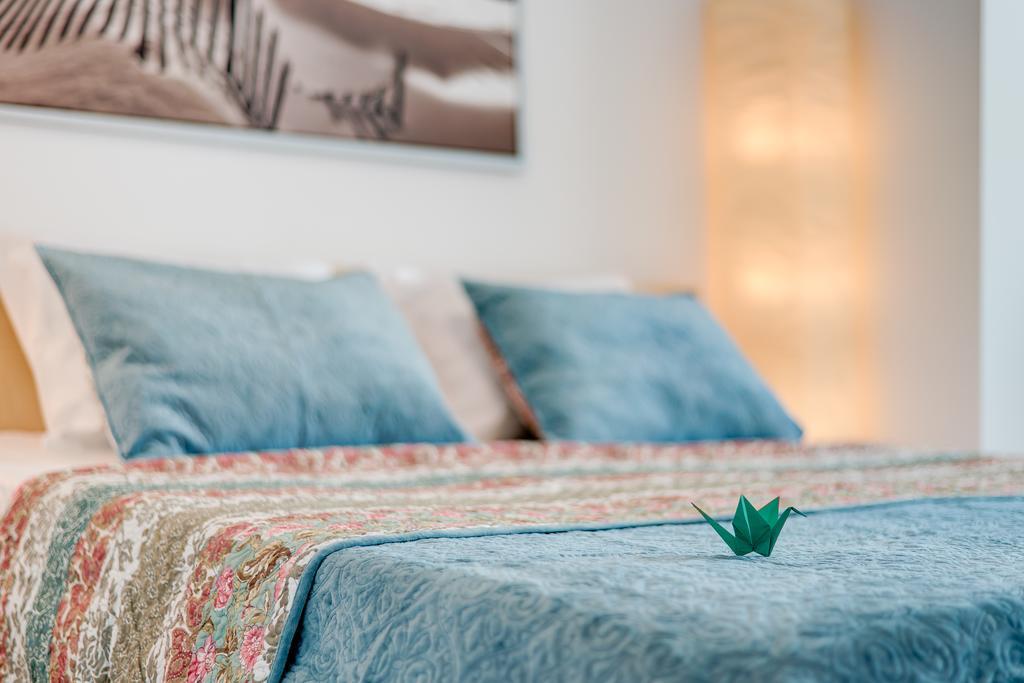 Bucharest Airport Suites & Villas Отопени Екстериор снимка