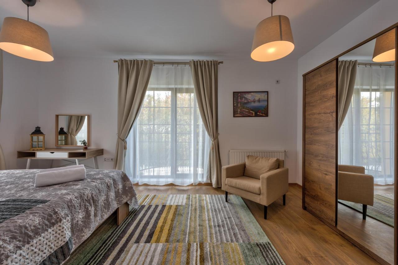 Bucharest Airport Suites & Villas Отопени Екстериор снимка