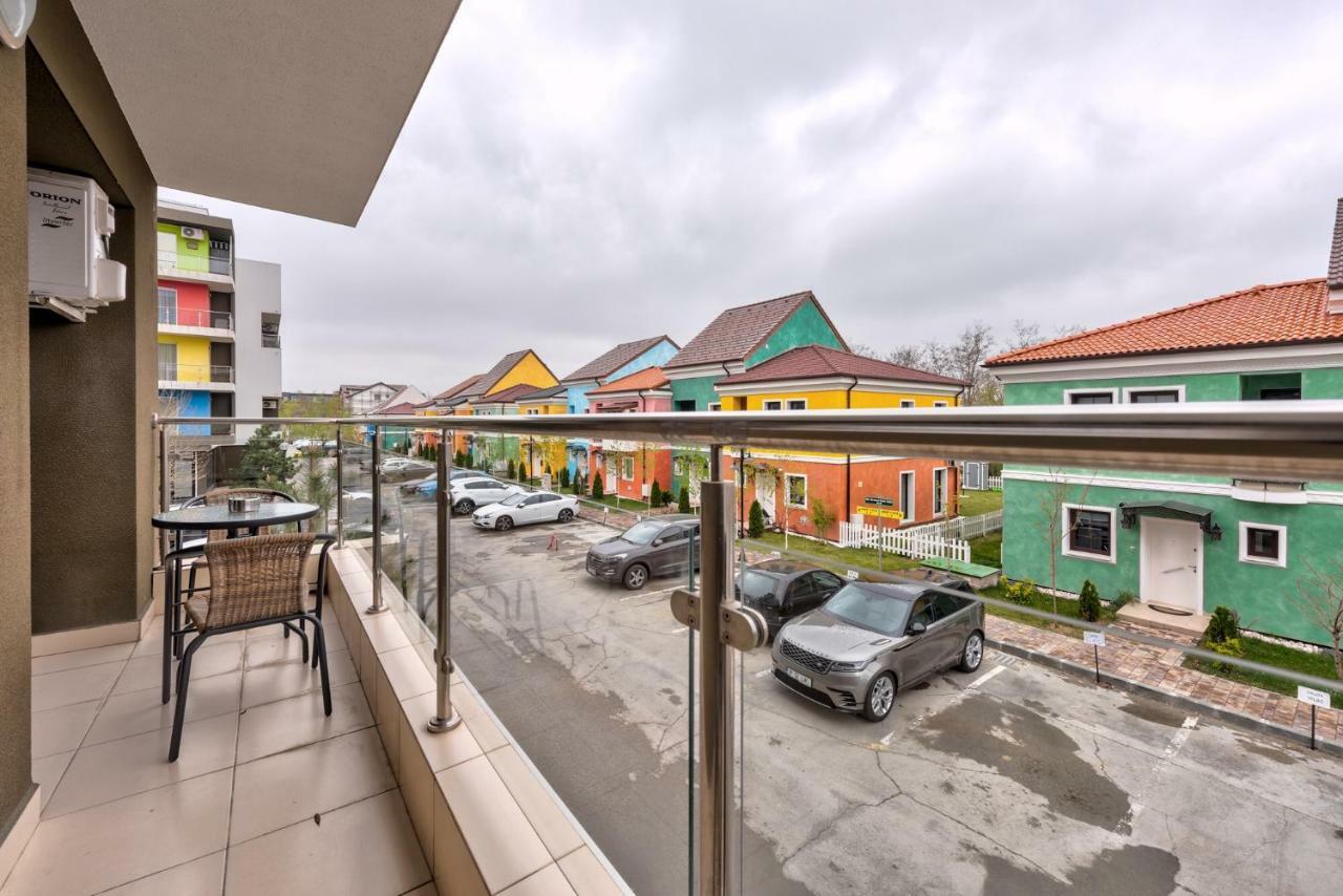 Bucharest Airport Suites & Villas Отопени Екстериор снимка